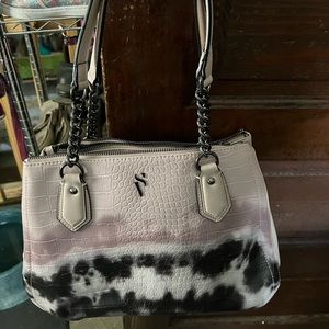 EUC Vera Wang purse;